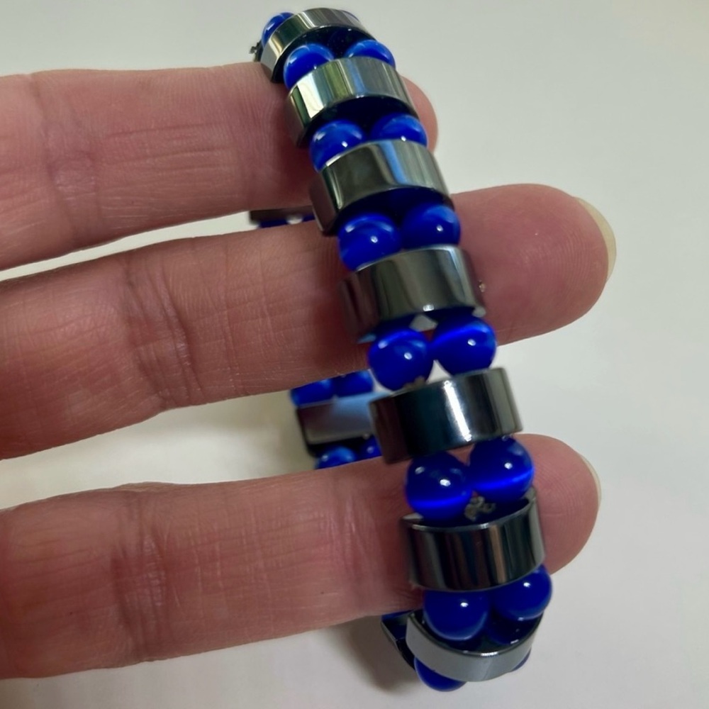 MagneticHematite/Cobalt
Blue Bead bracelet